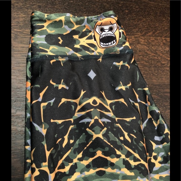 NWOT leggings  - Canadian made! - Picture 2 of 3